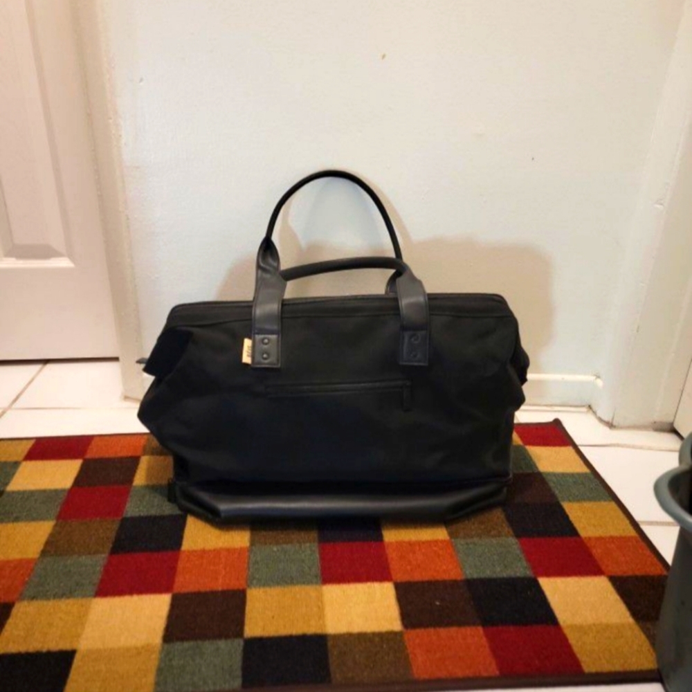Beis The Weekend Travel Bag in black